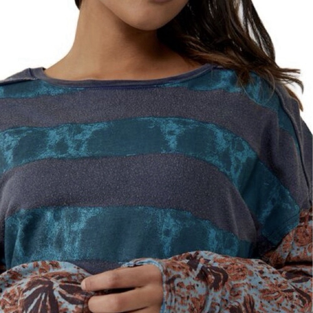 WE THE FREE BY FREE PEOPLE JAMIE CROPPED LONG SLEEVE TEE GREEN BLACK MAUVE MED - Picture 6 of 13
